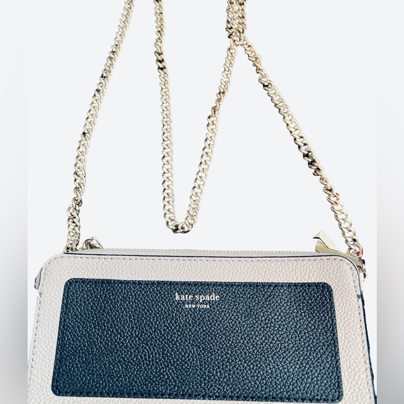 Kate Spade crossbody wallet - Picture 1 of 8
